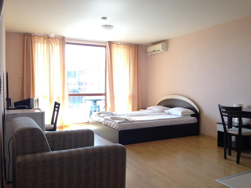 Apartments In Panorama Beach Vigo Nessebar Rum bild